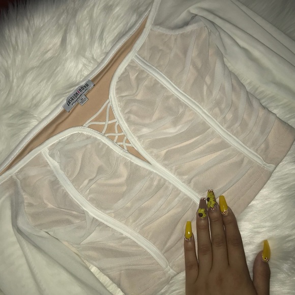 Fashion Nova Tops - Crop top Fashion Nova Tops - Crop top